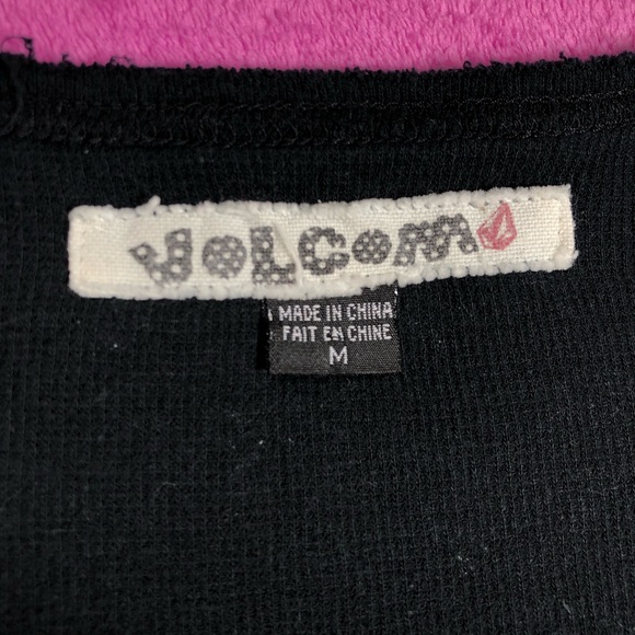 Vintage Volcom long sleeve lightweight waffle knit - Picture 2 of 10